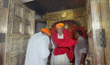 રાજવી કુટુંબના મોભી મ.કુ.હનુમંતસિંહે પતરી ઝીલી, કોર્ટને અવગણી પ્રીતિદેવીએ પણ વિધિ કરી, જાણો શું થયું આજે માતાના મઢમાં...