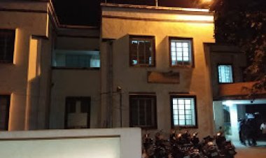 Breaking : ભુજ 'એ' ડીવીજન પોલીસના કબજામાં રહેલા બળાત્કારના આરોપીનું ભુજની ખાનગી હોસ્પિટલમાં હાર્ટ એટેકથી મોત