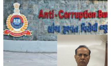 ACB Trap in Secretariat : ગાંધીનગર સચિવાલયમાં ACBની એન્ટ્રી, નિવૃત્તિ પછી પણ સરકારે નોકરી ઉપર રાખેલા આરોગ્ય વિભાગના અધિક સચિવ ત્રીસ લાખની લાંચમાં ઝડપાયા