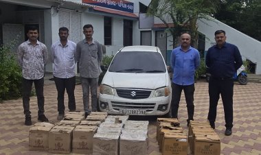 West Kutch Police LCB Raid : SMCની રેડના કલાકોમાં જ પશ્ચિમ કચ્છ પોલીસની લોકલ ક્રાઇમ બ્રાન્ચને 3.64 લાખના દારૂની ખબર પડી !