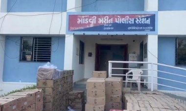 West Kutch Police Tragdi SMC Raid : સામાન્ય બાઈક ચોરીનો ઢંઢેરો પીટતી ભુજ LCBએ ત્રગડી SMC રેડના આરોપીને પકડી રિમાન્ડ પણ લઈ લીધા, કોઈને ખબર  ન પડવા દીધી !
