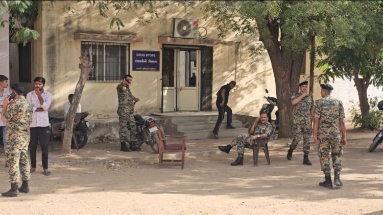 Kutch BSF : કચ્છ ગાંધીધામમાં આવેલા BSFના યુનિટમાં AK-47ના ફાયરિંગમાં એક જવાનનું મોત, હત્યા કે આત્મહત્યા અંગે ઘૂંટાઈ રહેલું રહસ્ય